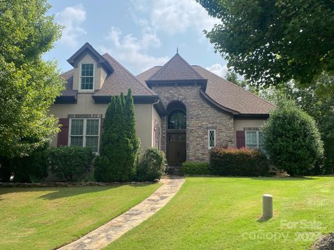 Photo of 10307 Wabeek Court, Charlotte, NC 28278 (MLS # 4154664)