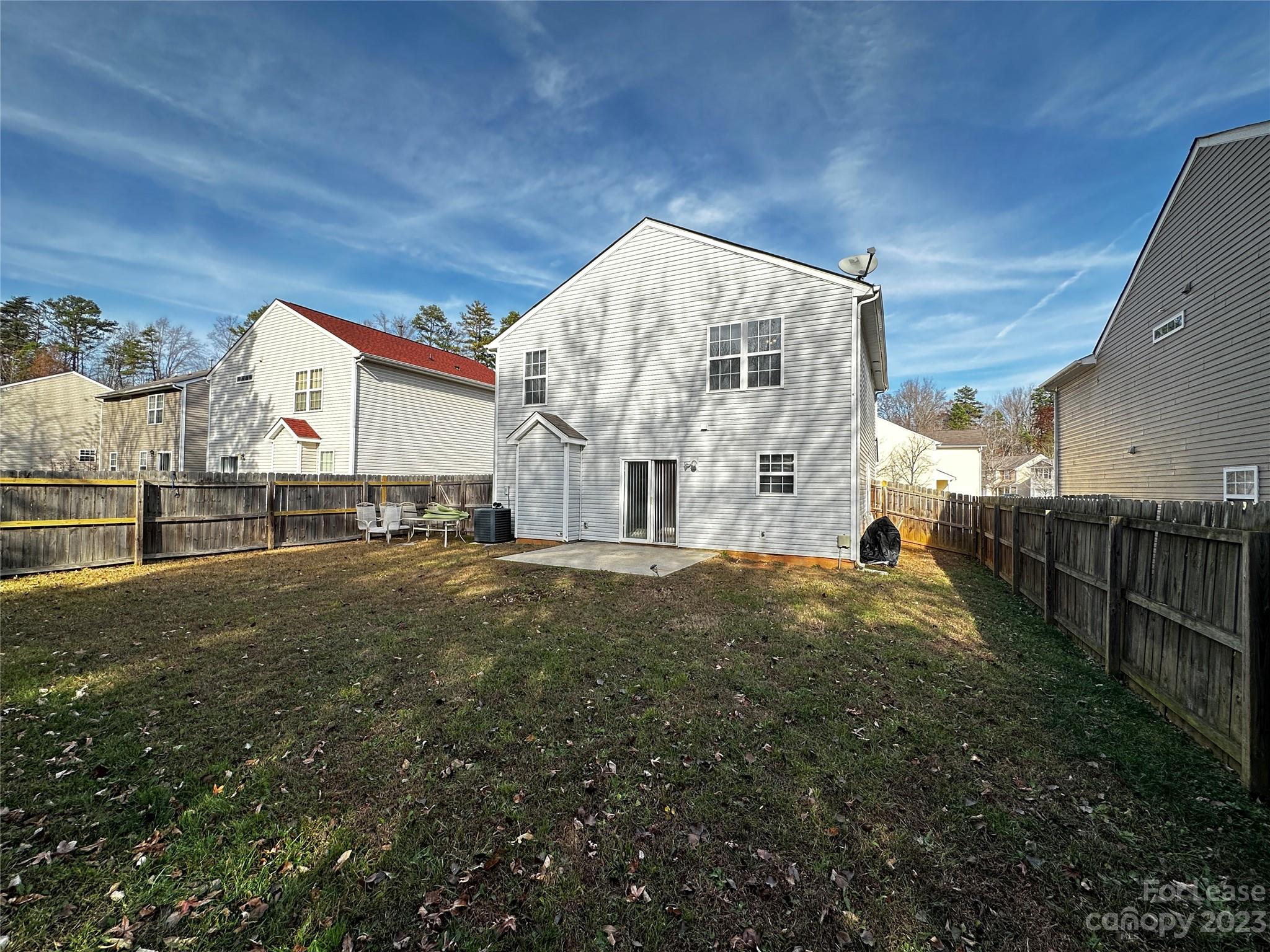 Twin Oaks - Residential Lease