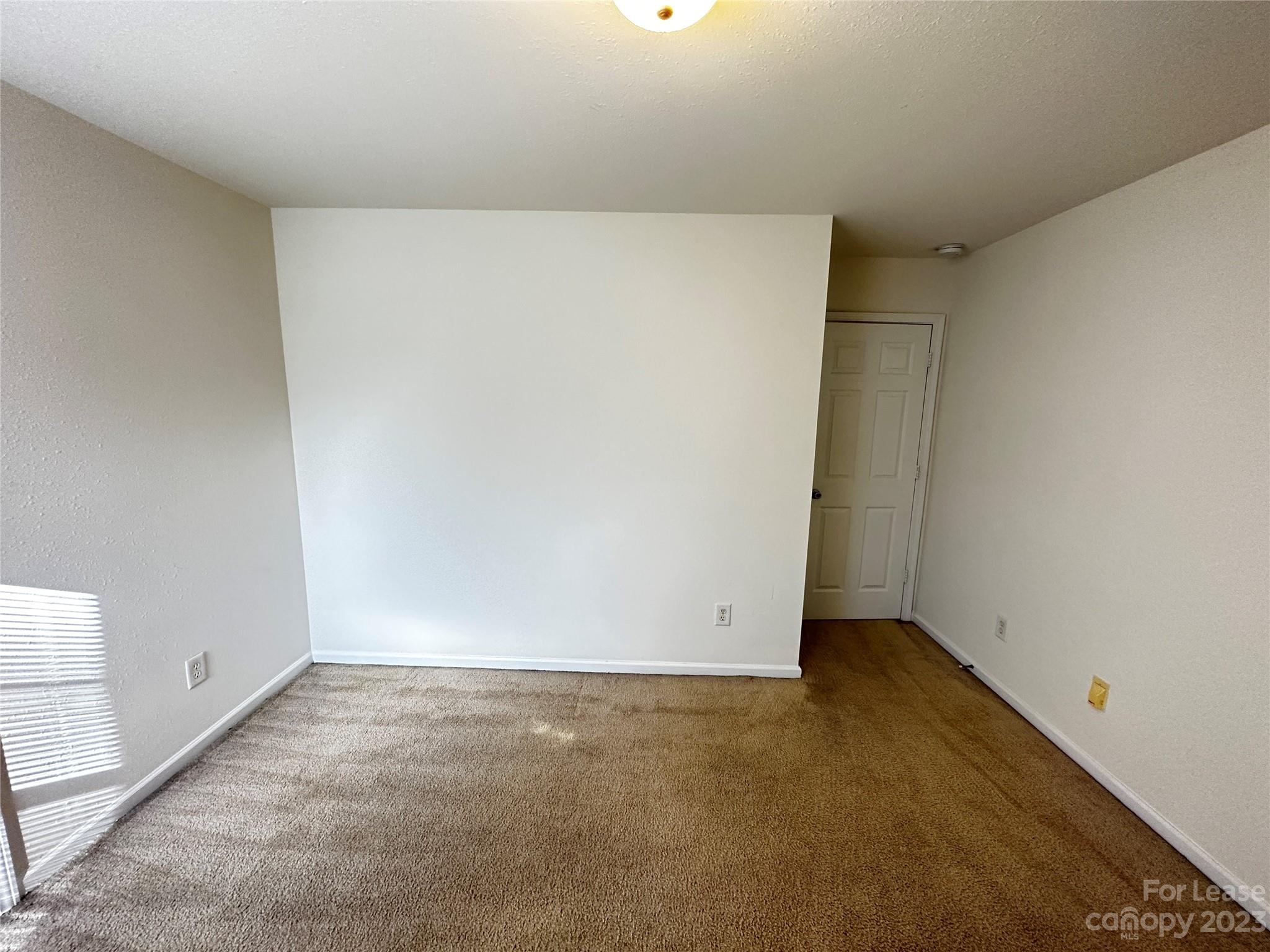 Twin Oaks - Residential Lease