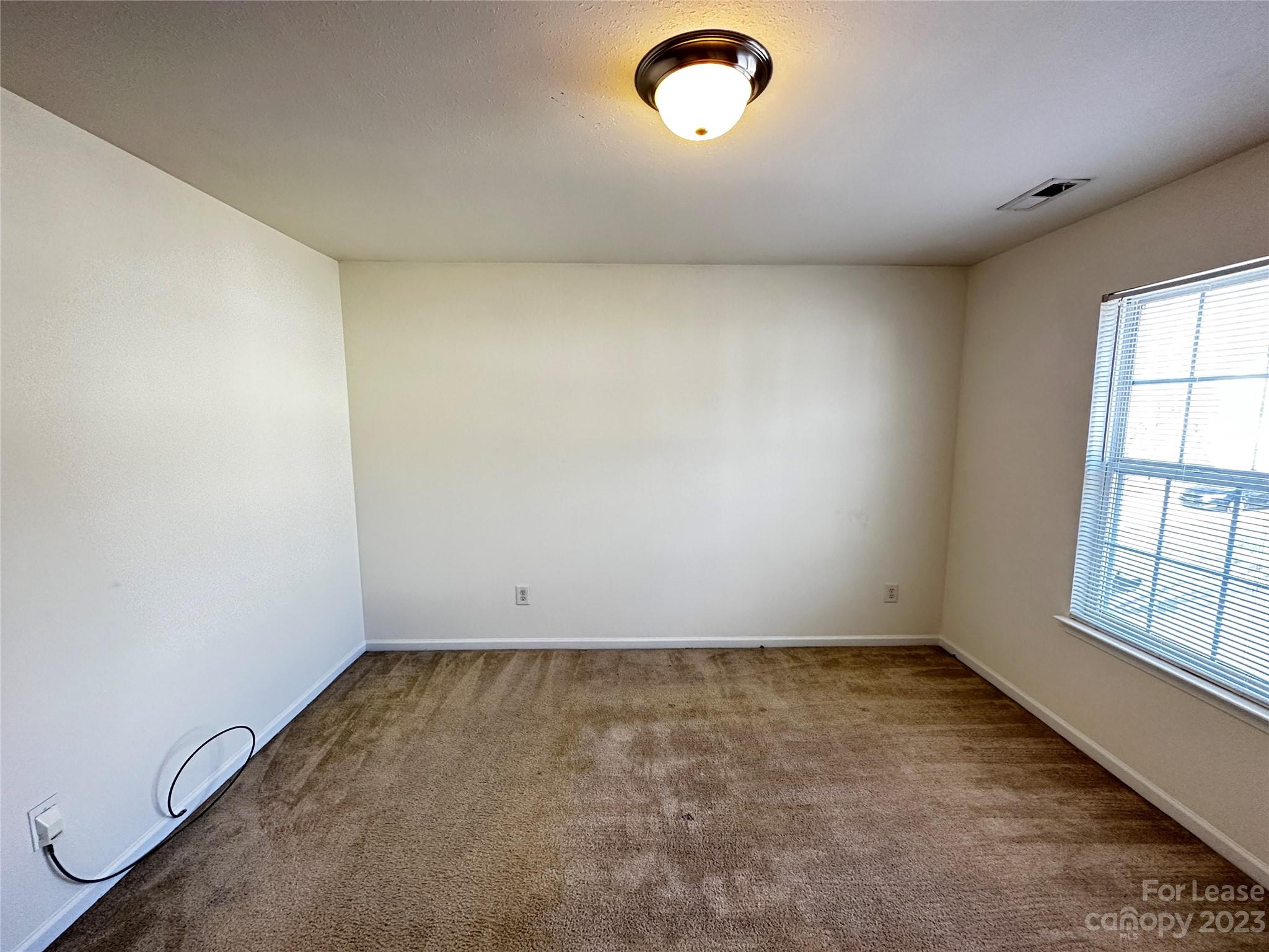 Twin Oaks - Residential Lease
