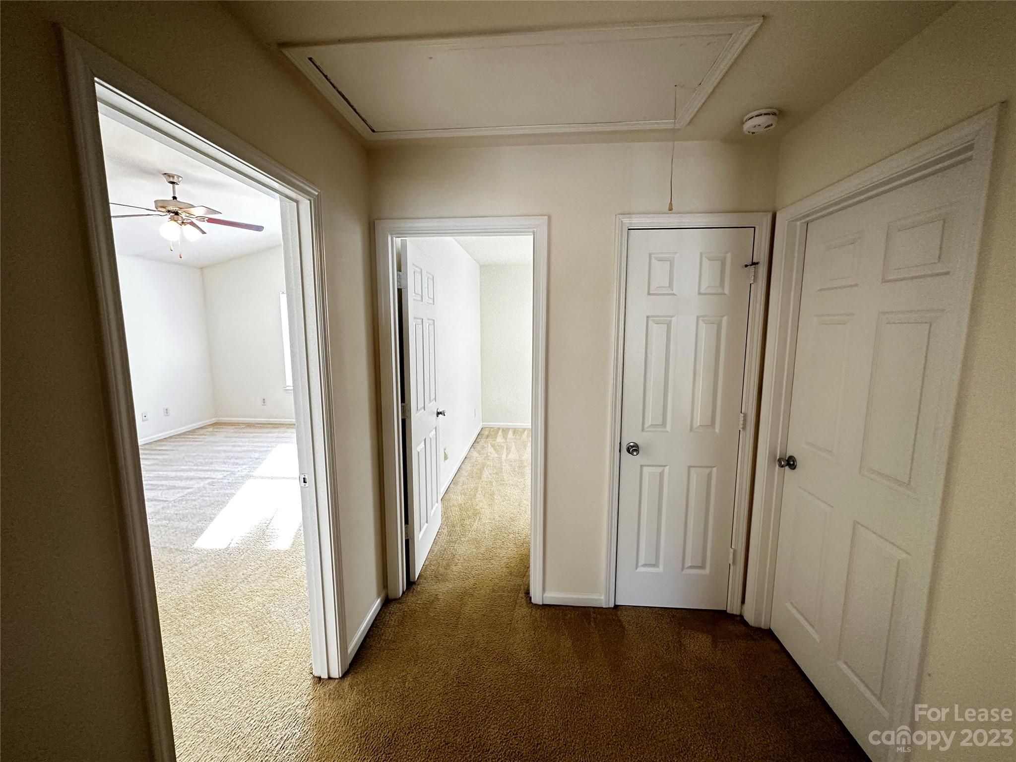 Twin Oaks - Residential Lease