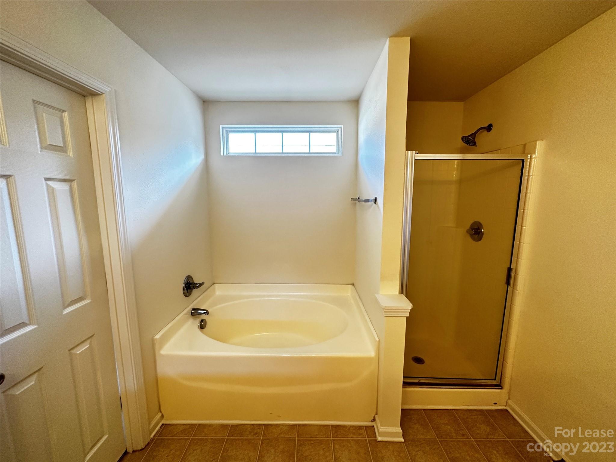 Twin Oaks - Residential Lease