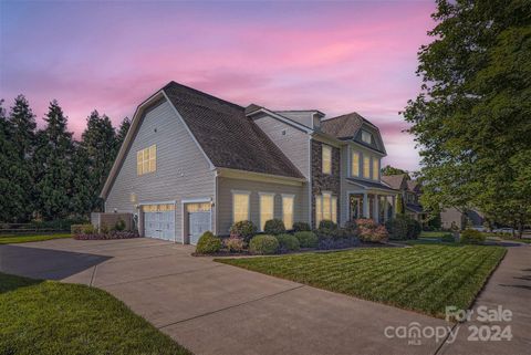 A home in Huntersville