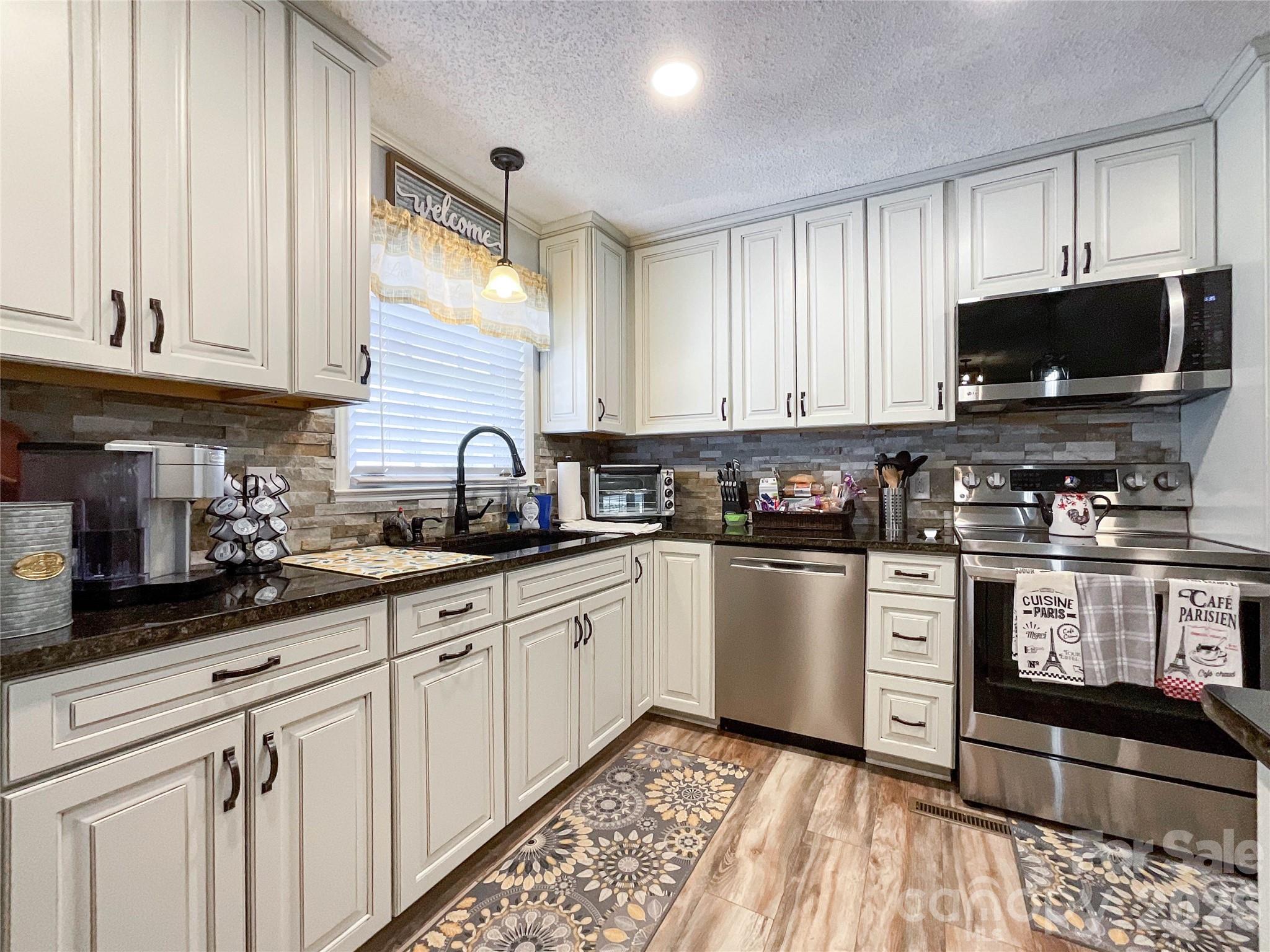 Valley Estates - Residential