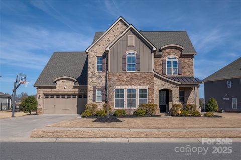 2599 Snap Dragon Drive 146 Harrisburg NC 28075