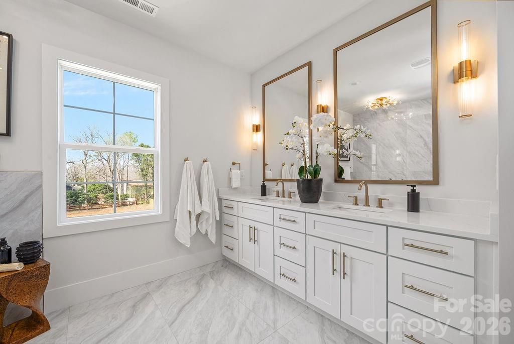 Laodicea - Residential