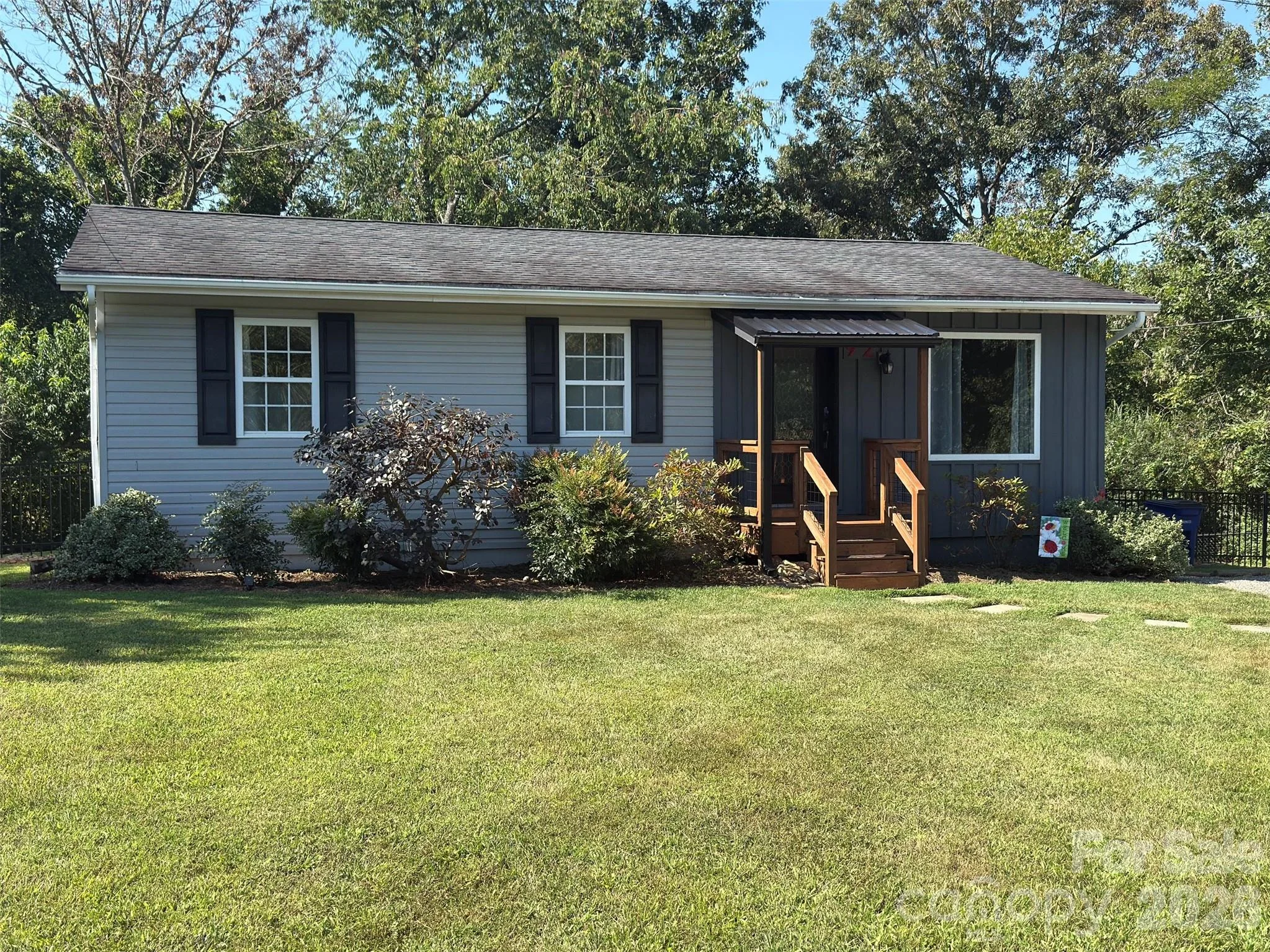 92 Salem Road, Weaverville, NC, 28787