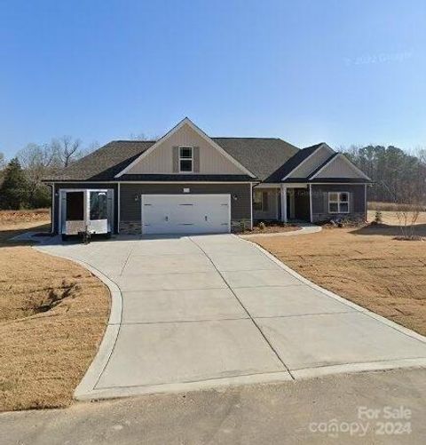 Single Family Residence in Benson NC 134 Shady Oaks Drive.jpg