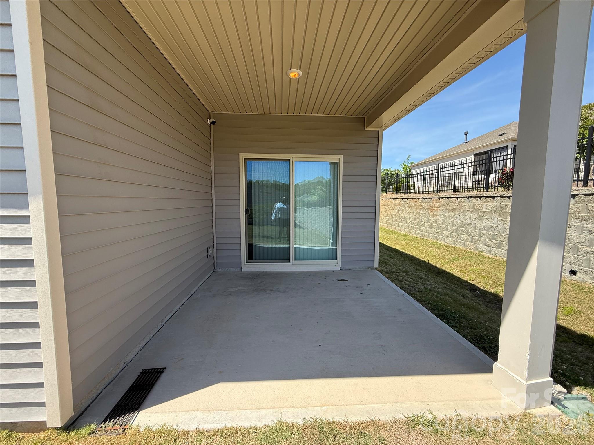 Larkhaven Hills - Residential