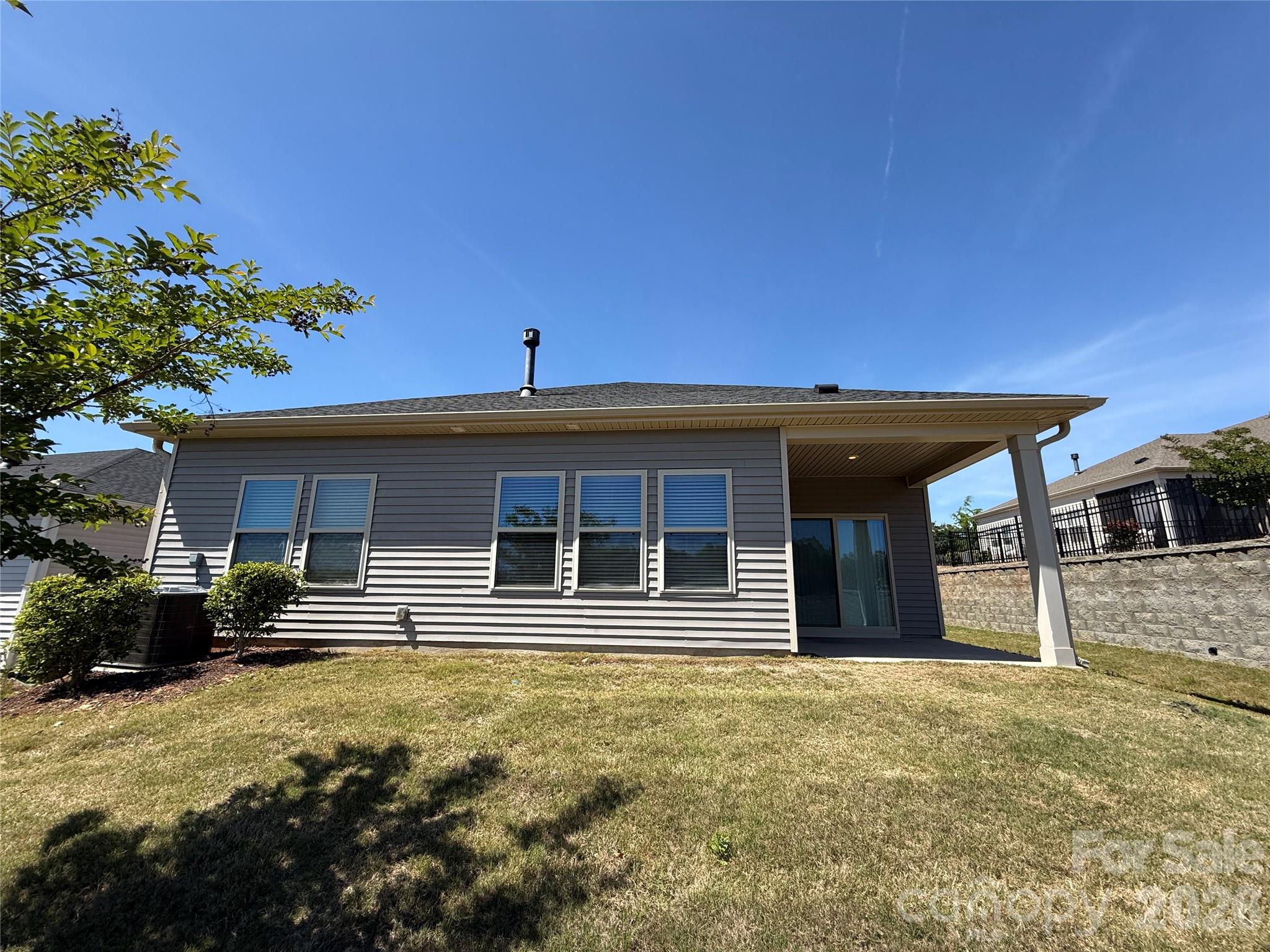 Larkhaven Hills - Residential