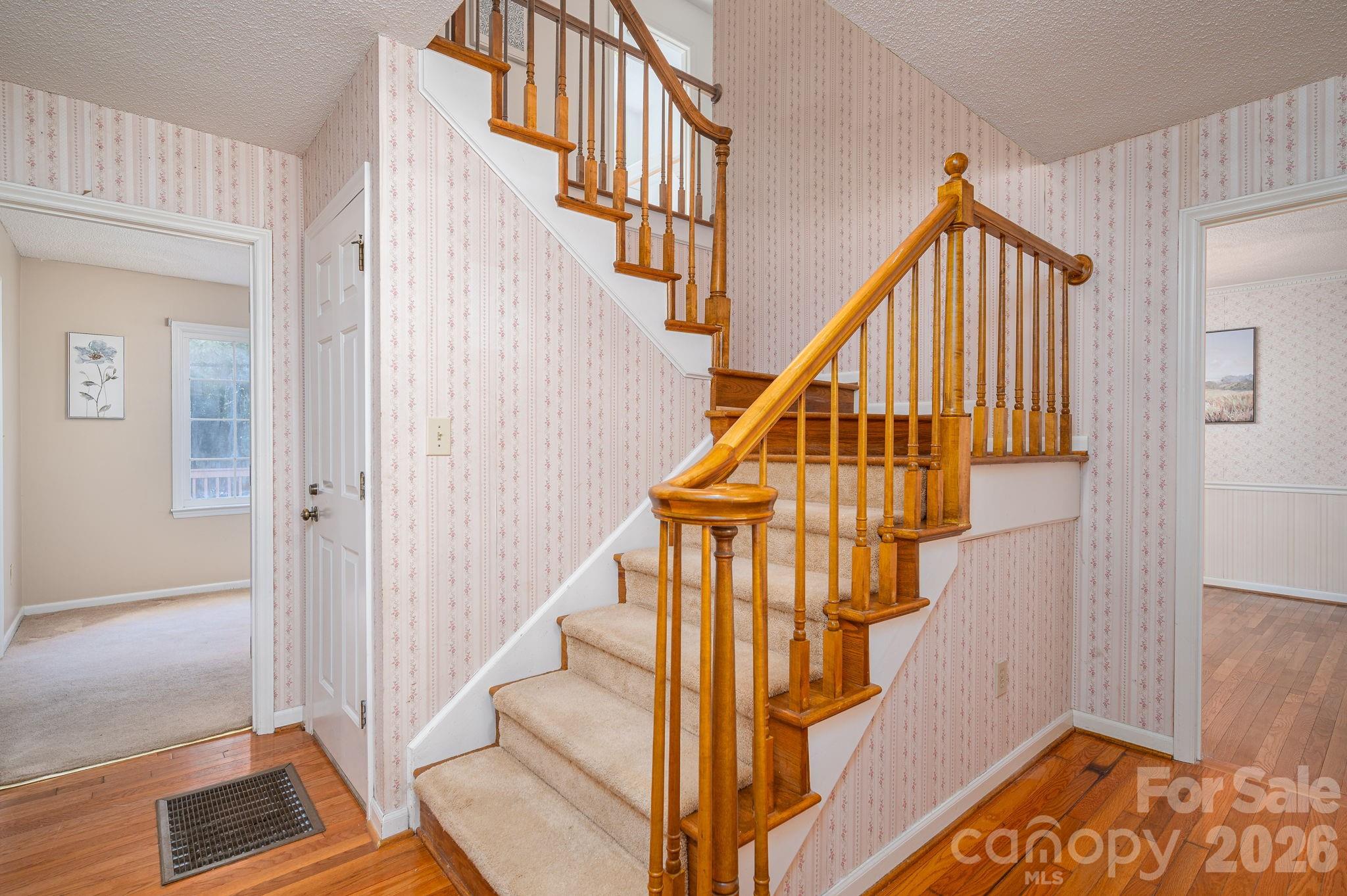 2302 Lowell Bethesda Road