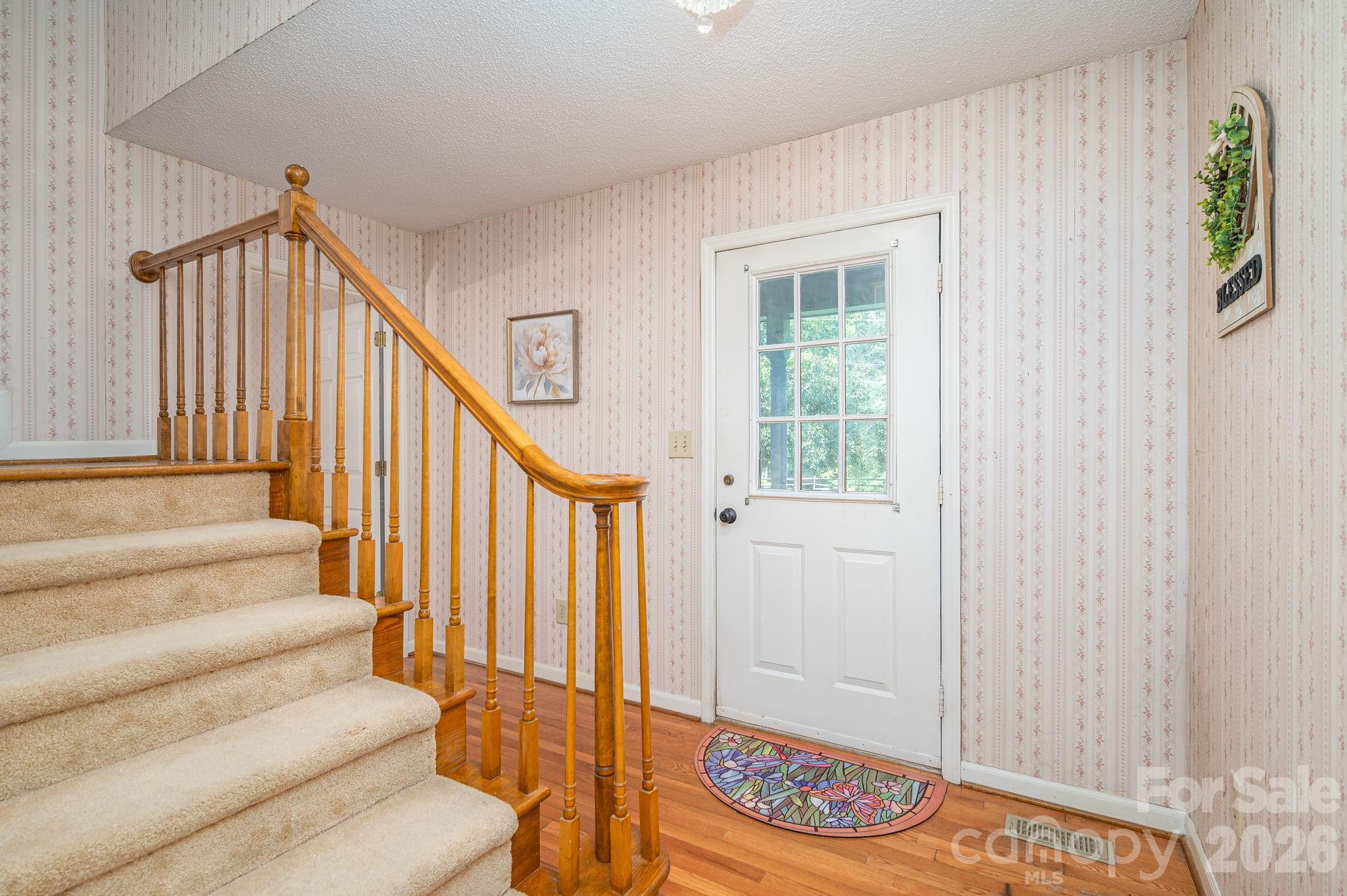 2302 Lowell Bethesda Road