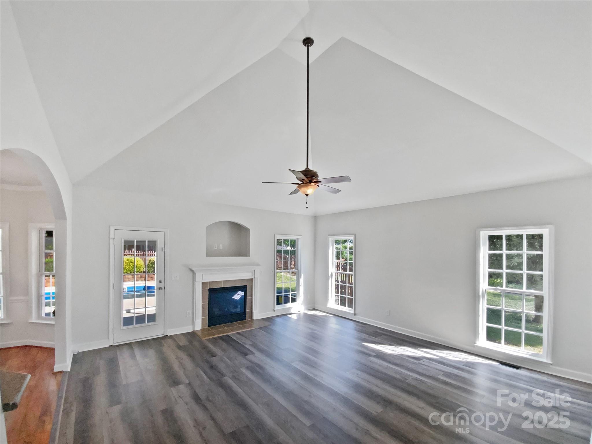 3124 Fairmead Drive