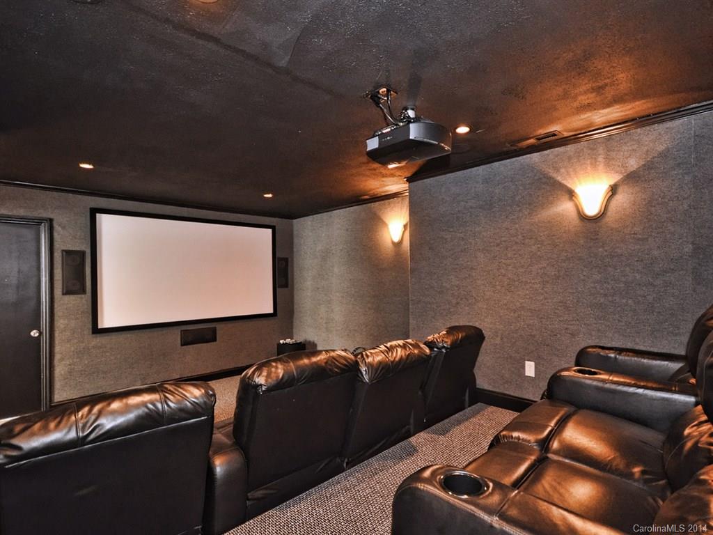 Tega Cay - Residential