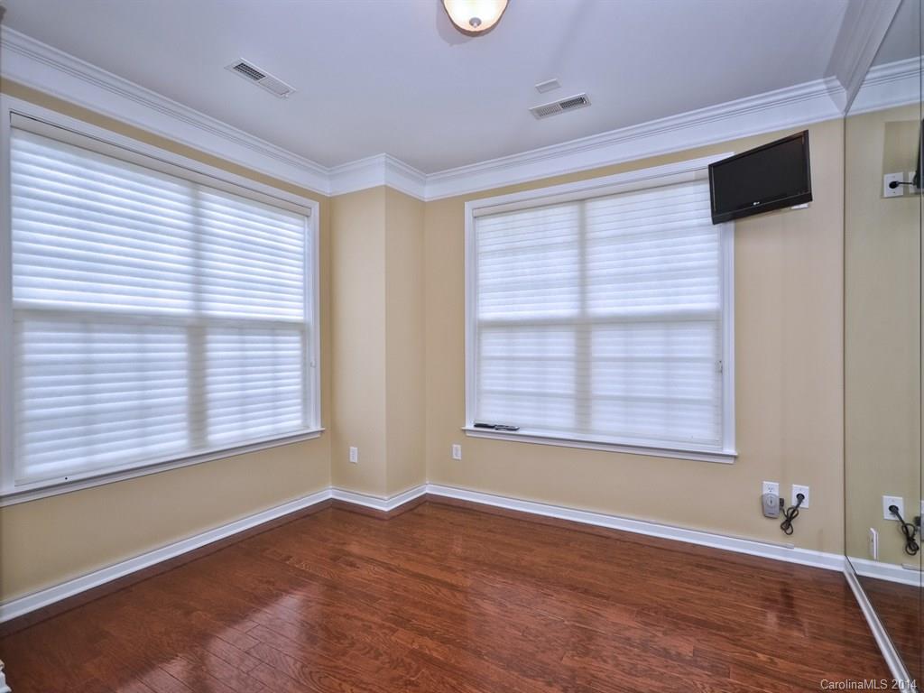 Tega Cay - Residential