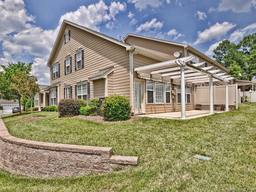 Tega Cay - Residential