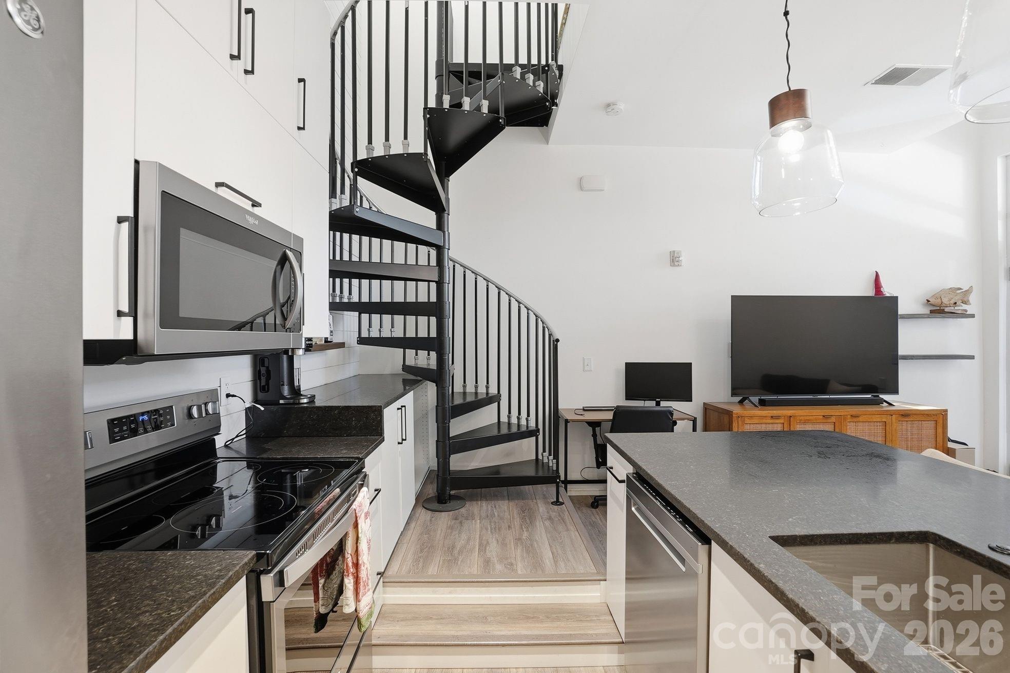 Lofts Dilworth - Residential