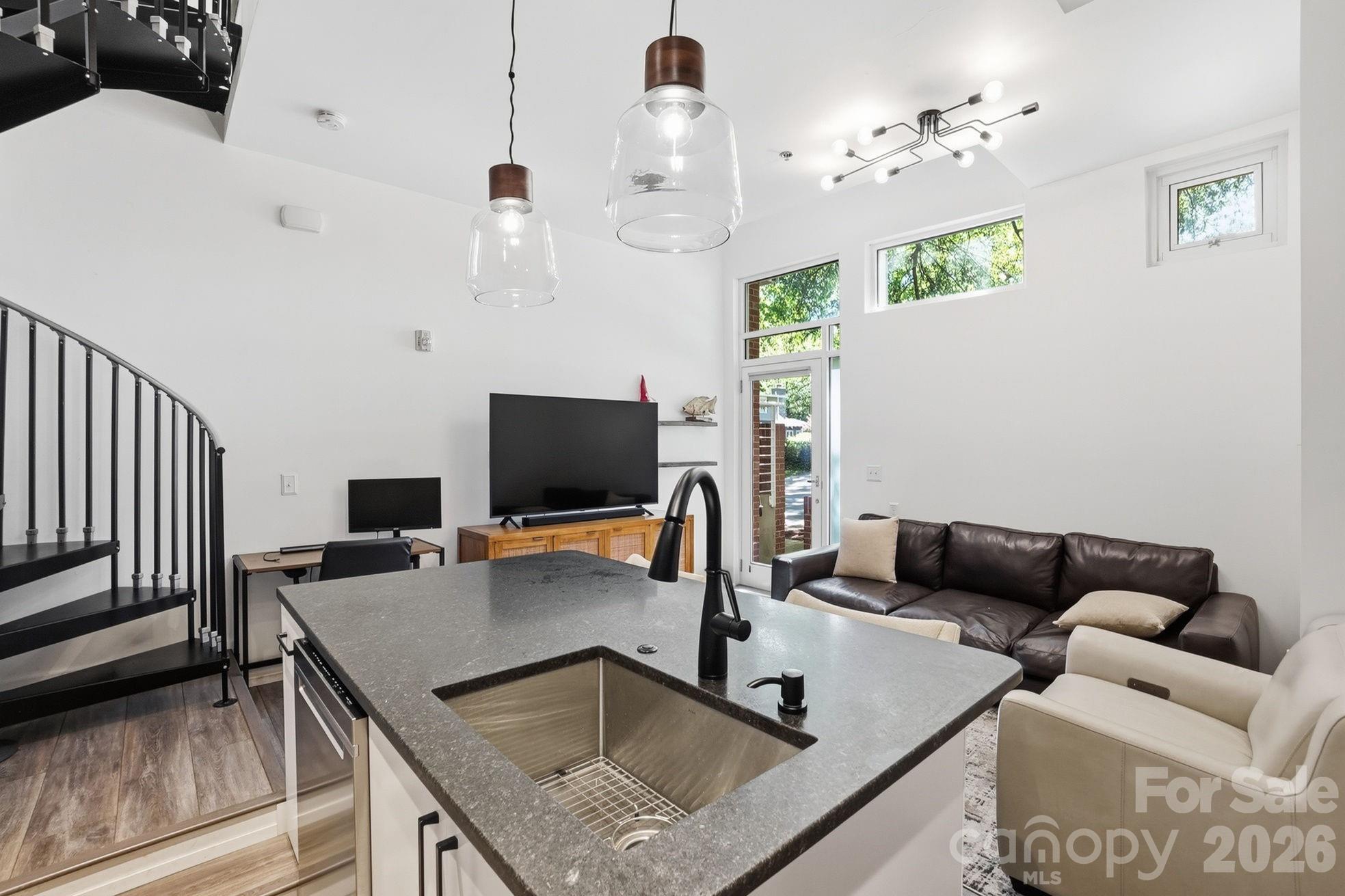 Lofts Dilworth - Residential