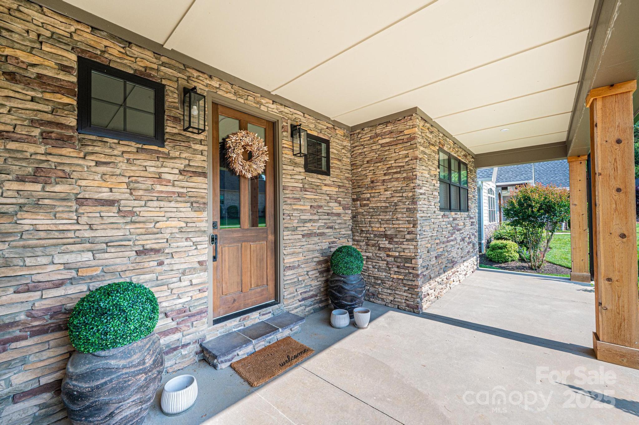 3741 9th Street Court NE