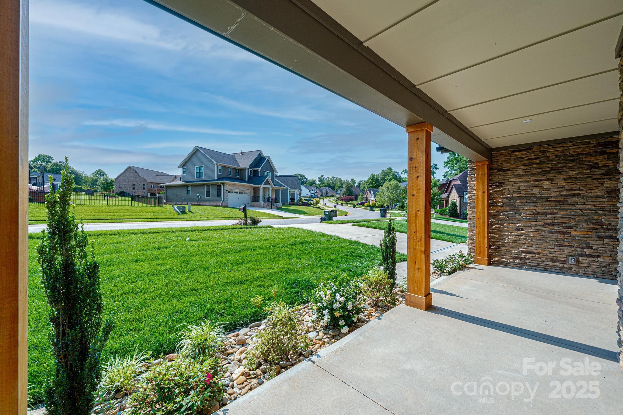 3741 9th Street Court NE