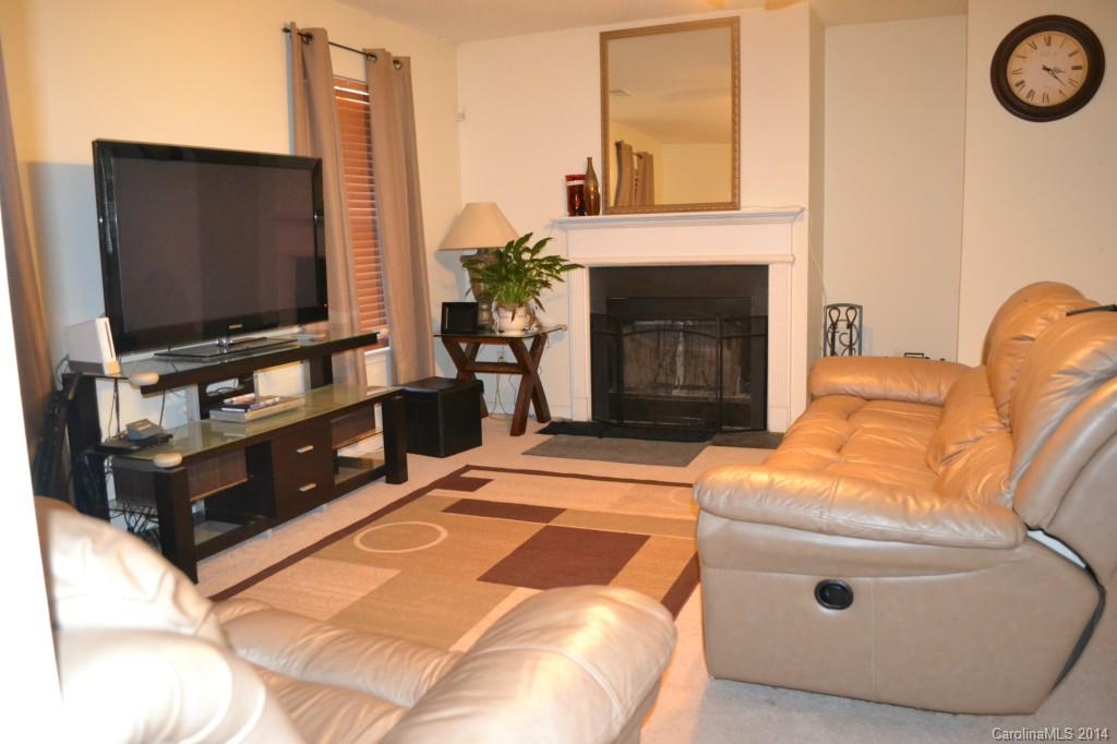 Sunset On Linda Vista - Residential