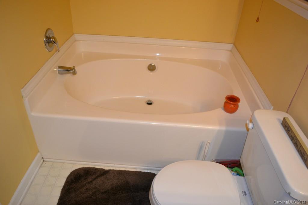 Sunset On Linda Vista - Residential