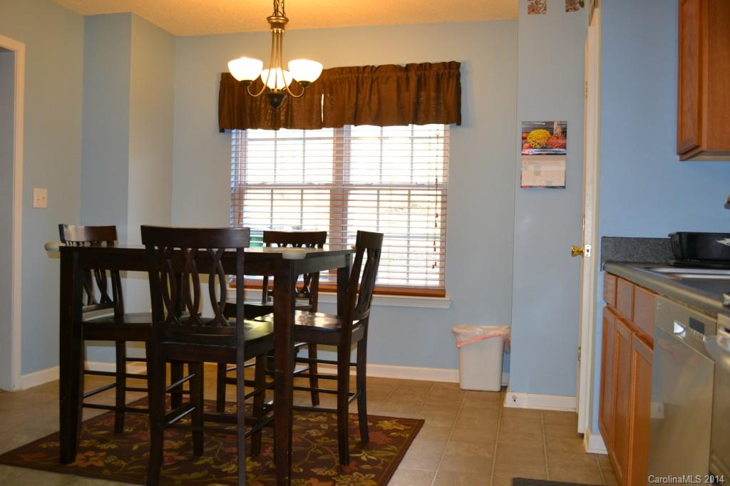 Sunset On Linda Vista - Residential