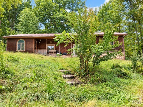 Photo of 323 Forrest Fisher Road, Spruce Pine, NC 28777 (MLS # 4428534)