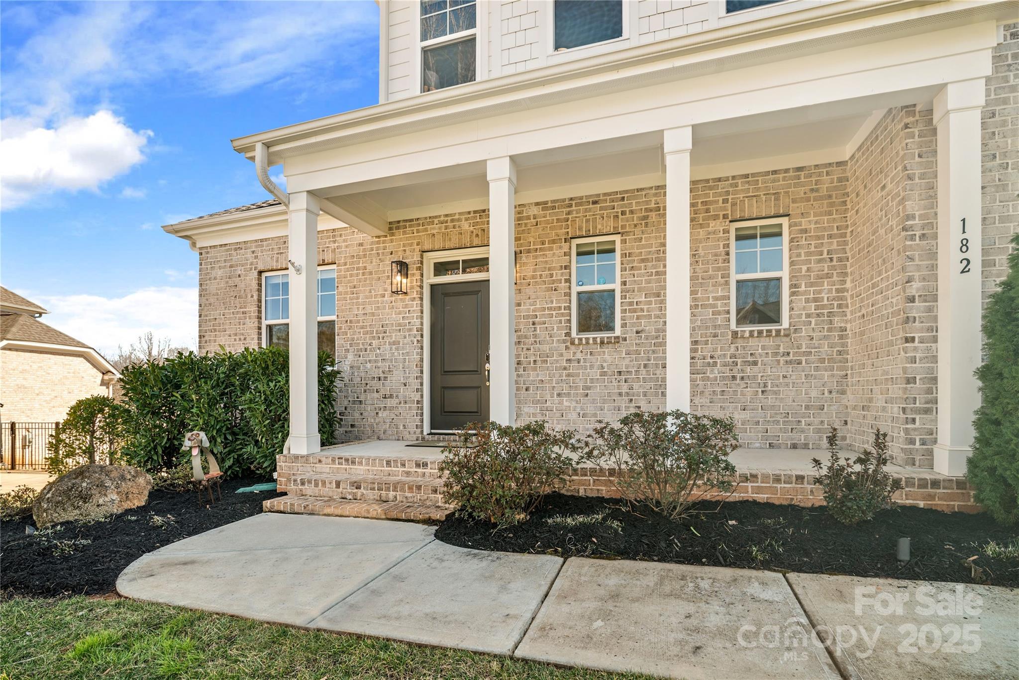182 Walking Horse Trail