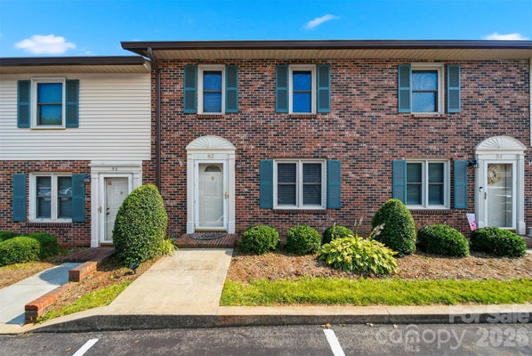 1330 5TH ST NE APT 83, HICKORY, NC 28601 - Image e6e4ff17bd1f6bfc3fba171cd4816dc6/2142828058