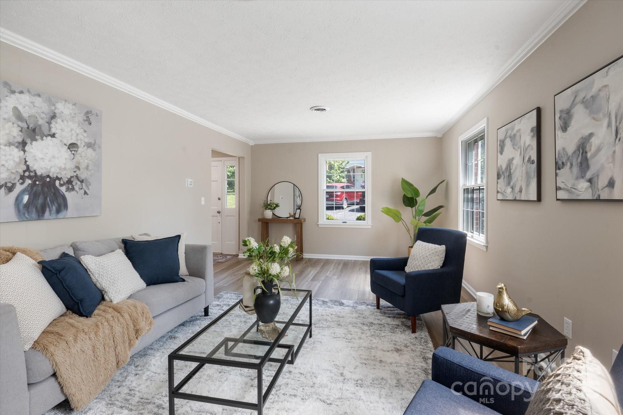 1409 Kensington Road B-8