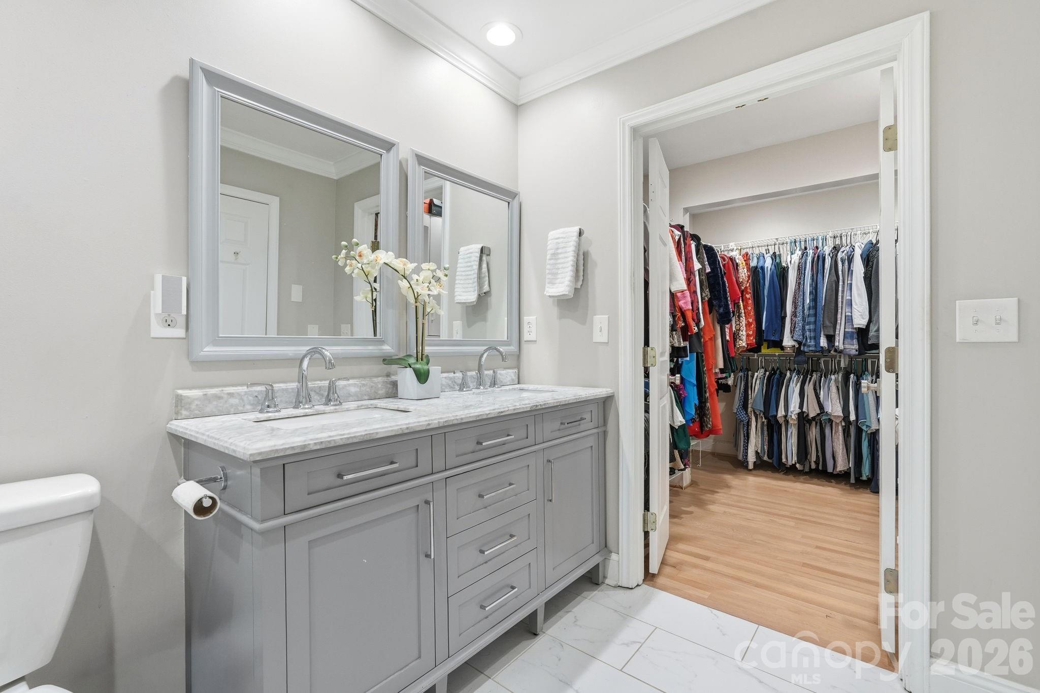 Country Club Estates - Residential