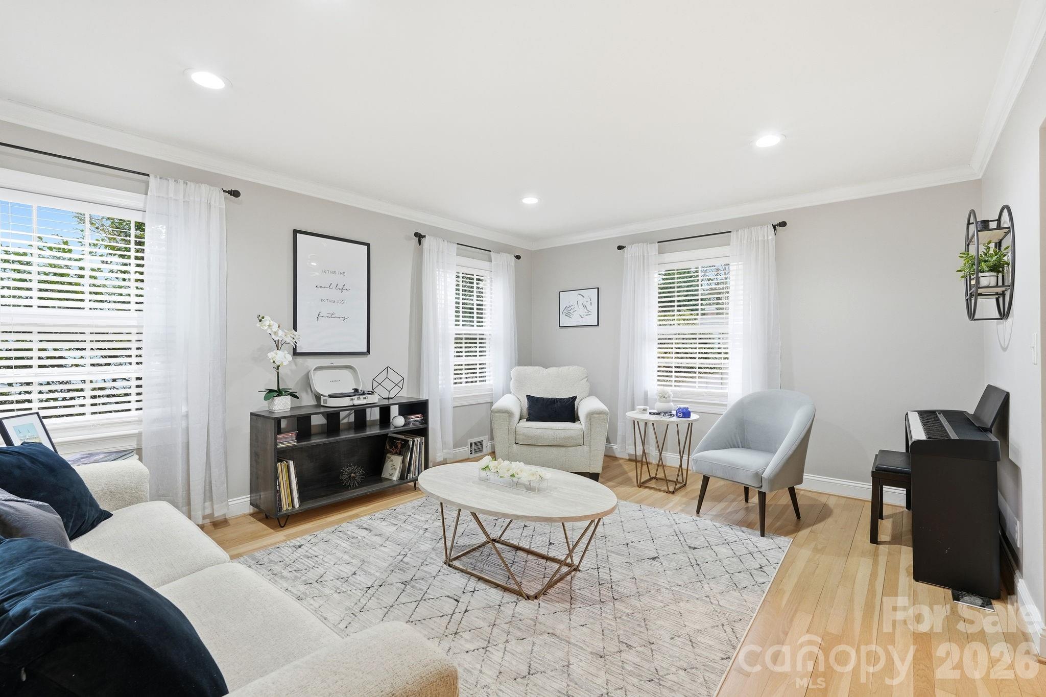 Country Club Estates - Residential