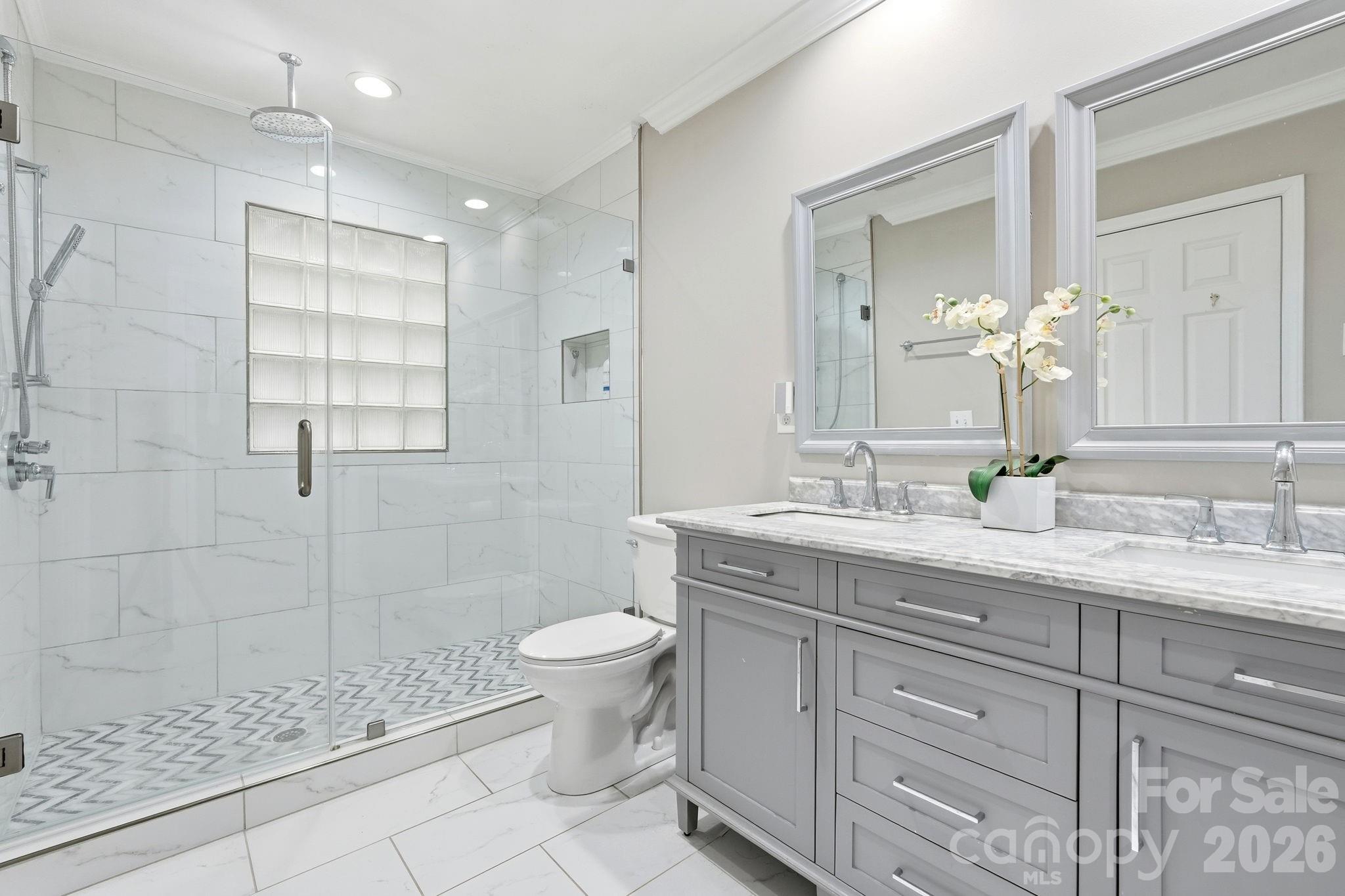 Country Club Estates - Residential