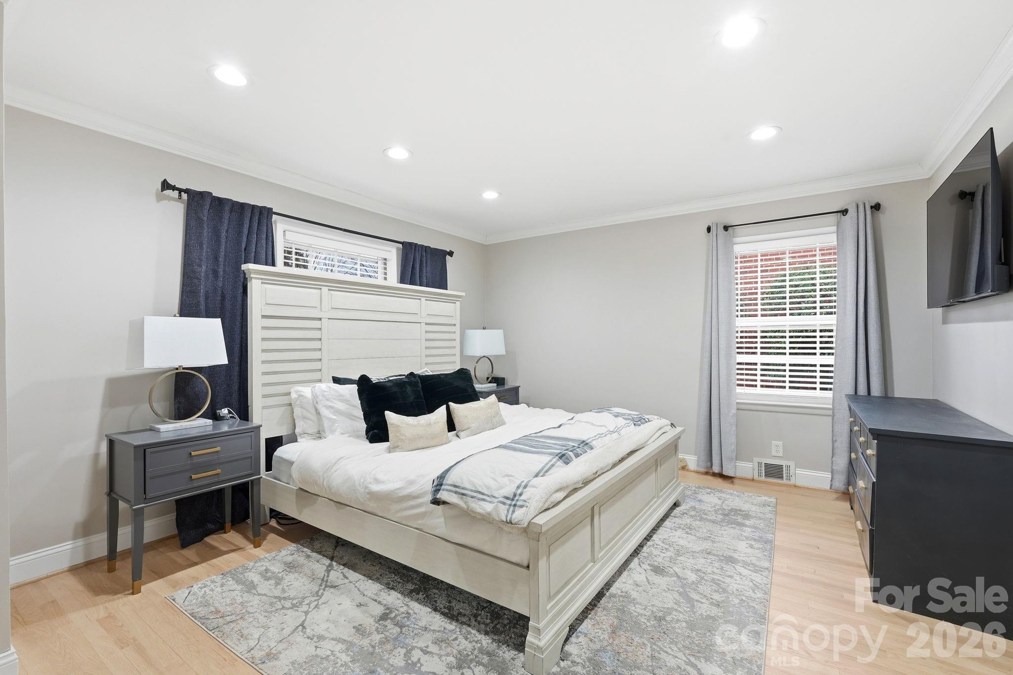 Country Club Estates - Residential