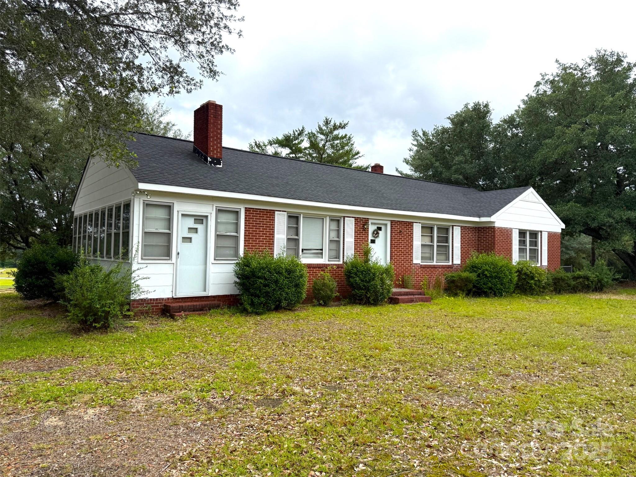 4463 Highway 52 Highway S