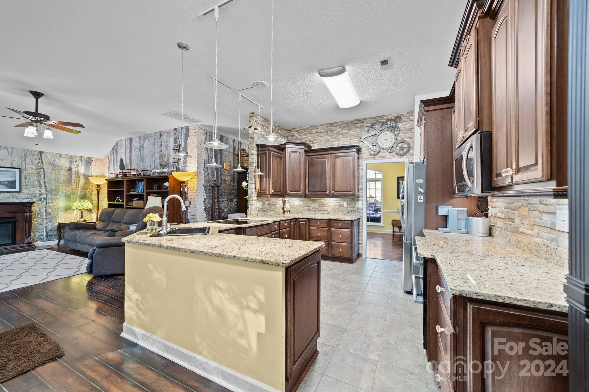 Reed Creek - Residential