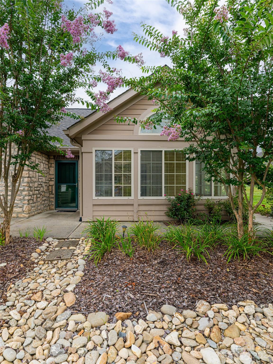 Hamburg Crossing - Residential