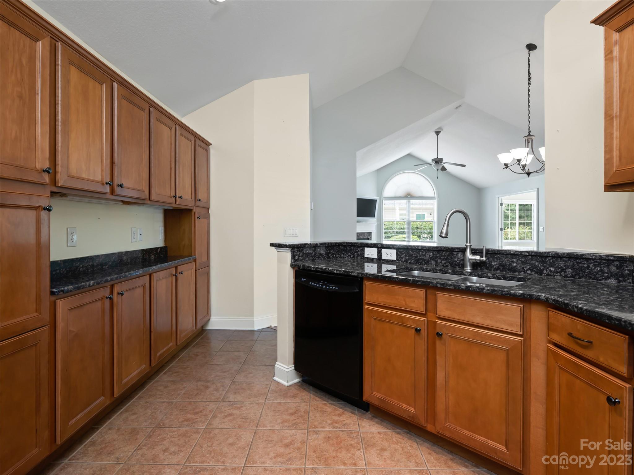 Hamburg Crossing - Residential