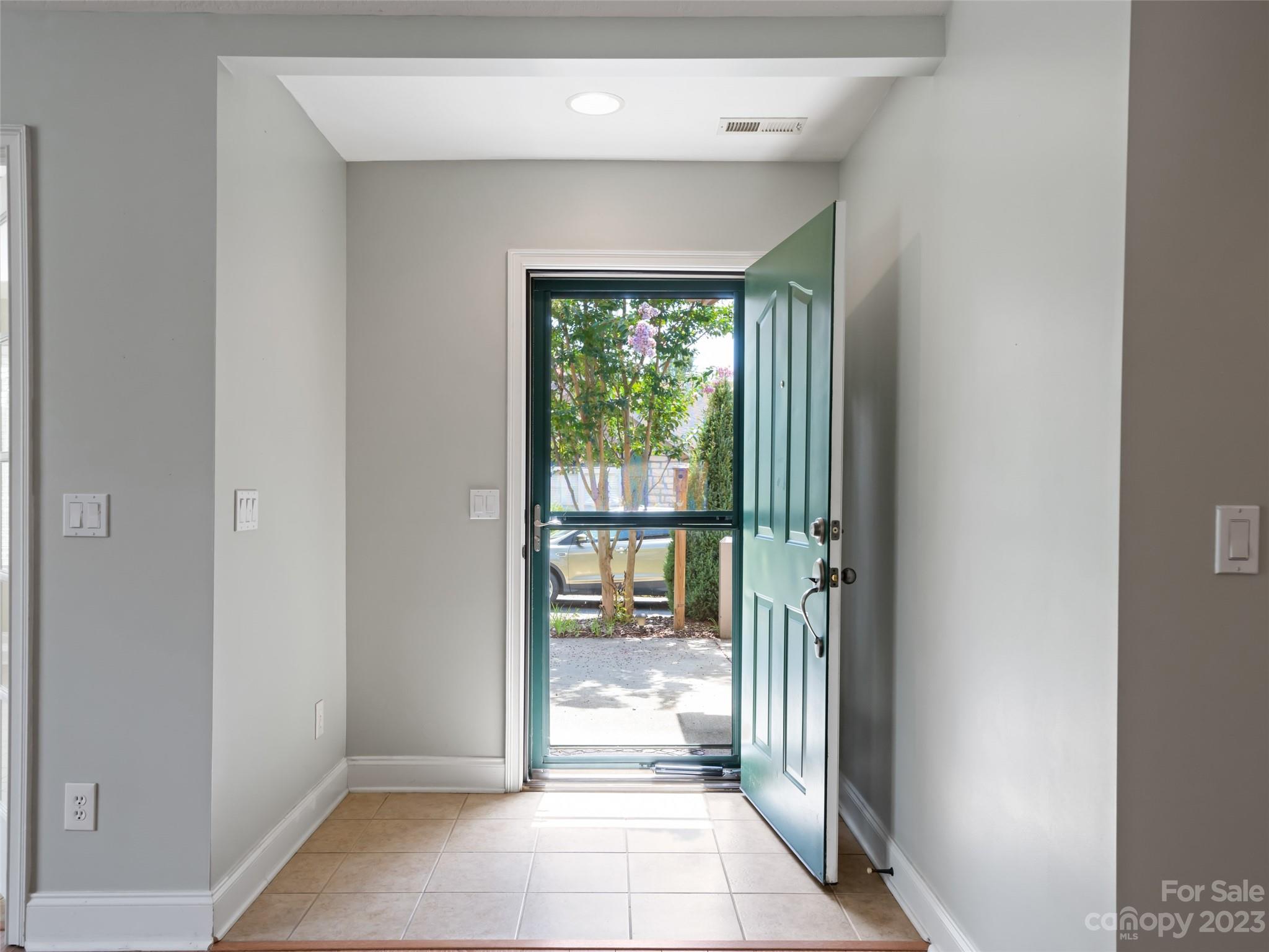 Hamburg Crossing - Residential