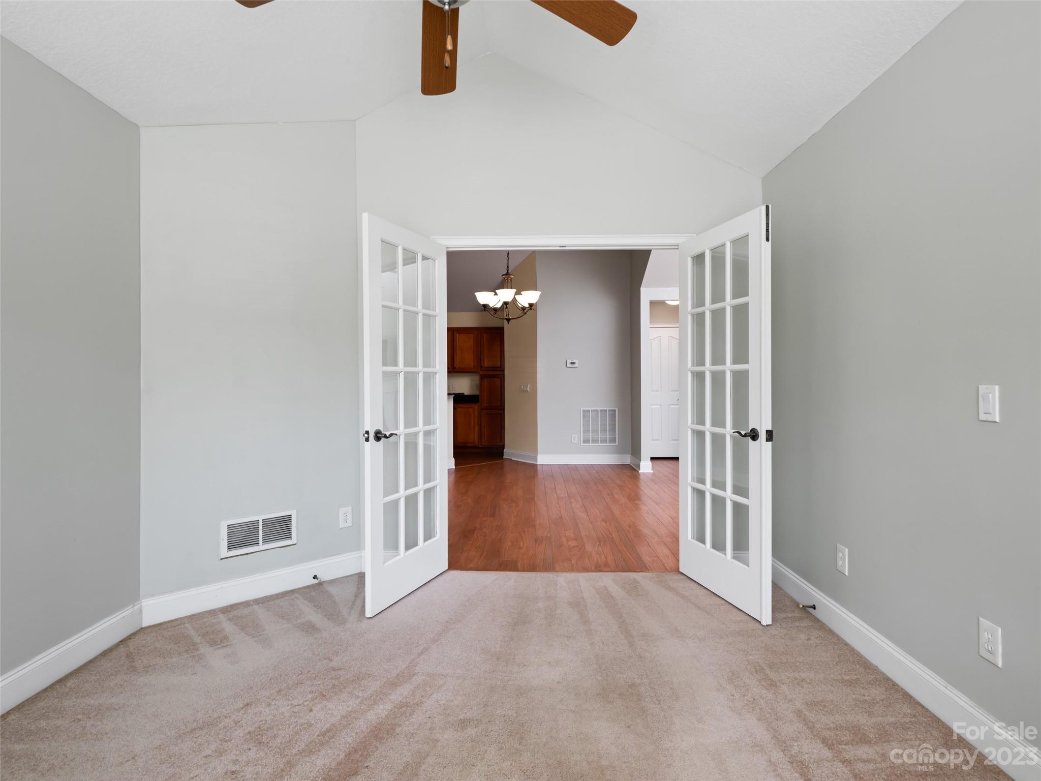 Hamburg Crossing - Residential