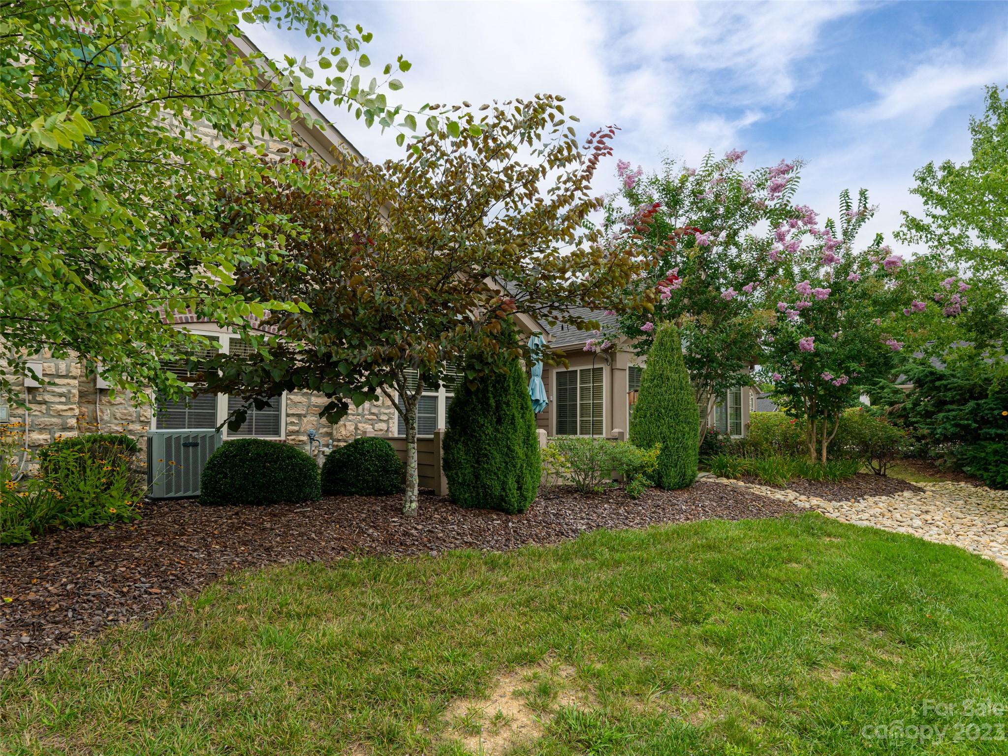 Hamburg Crossing - Residential