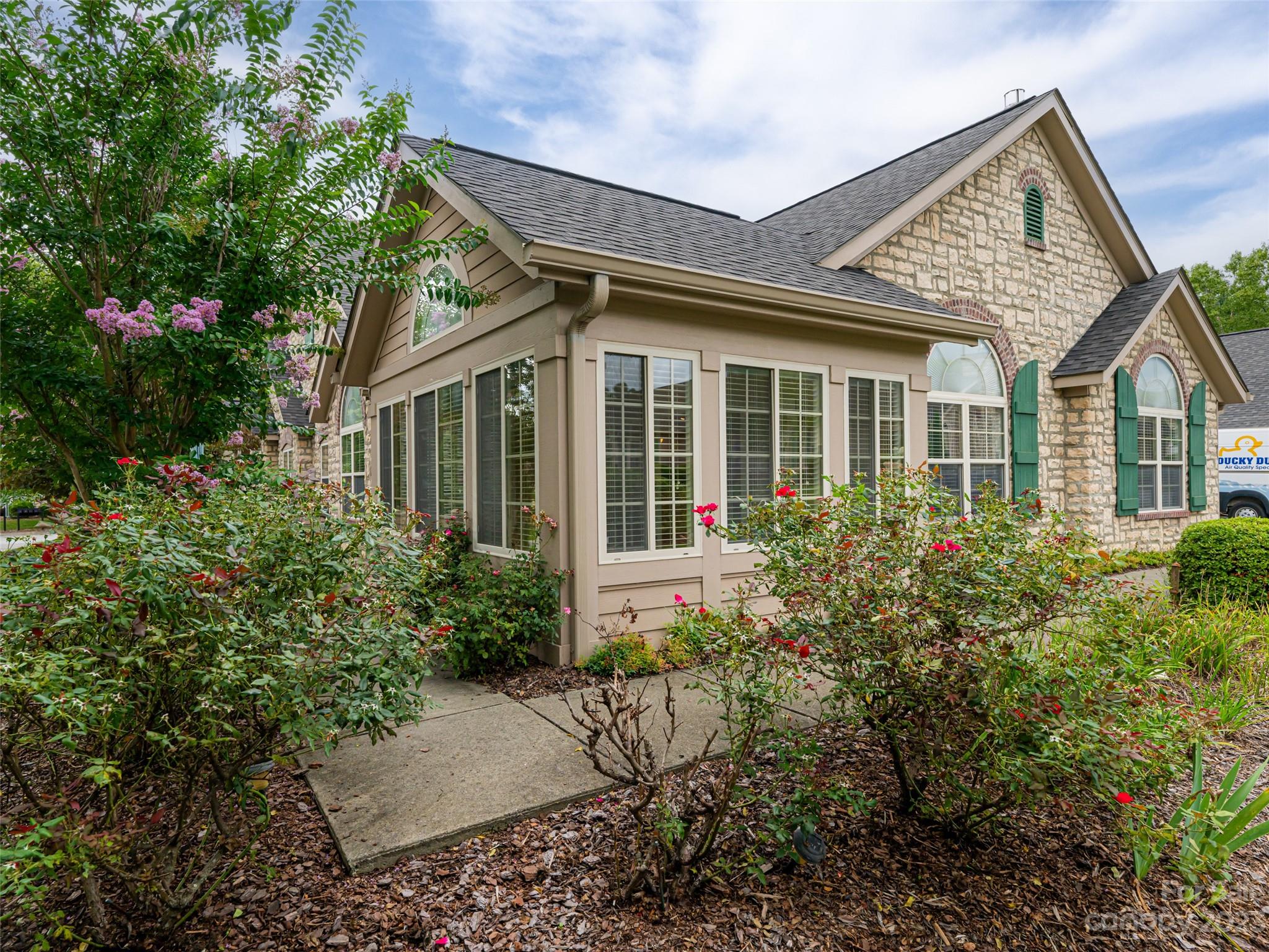 Hamburg Crossing - Residential