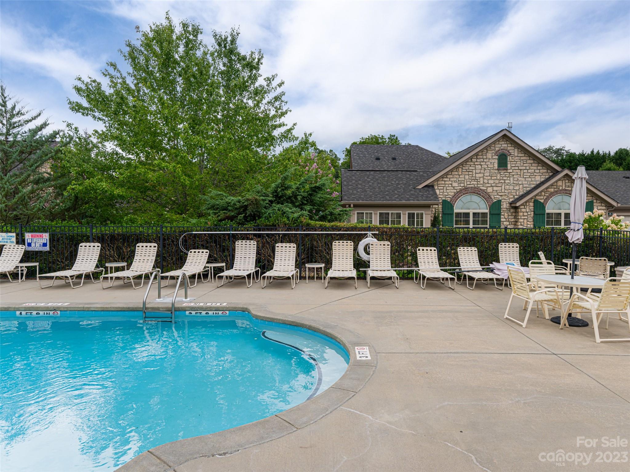 Hamburg Crossing - Residential