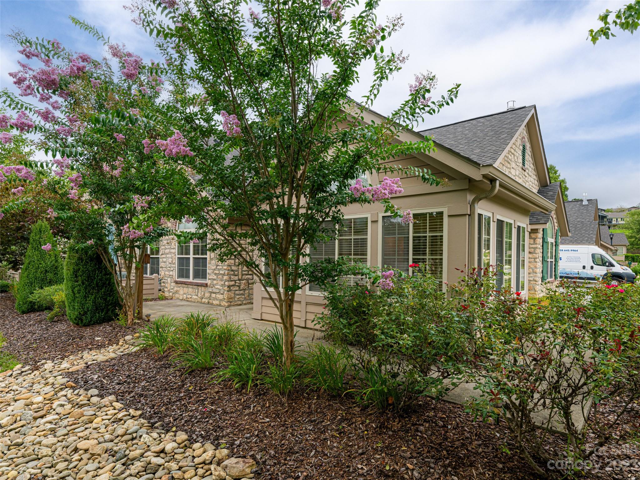 Hamburg Crossing - Residential