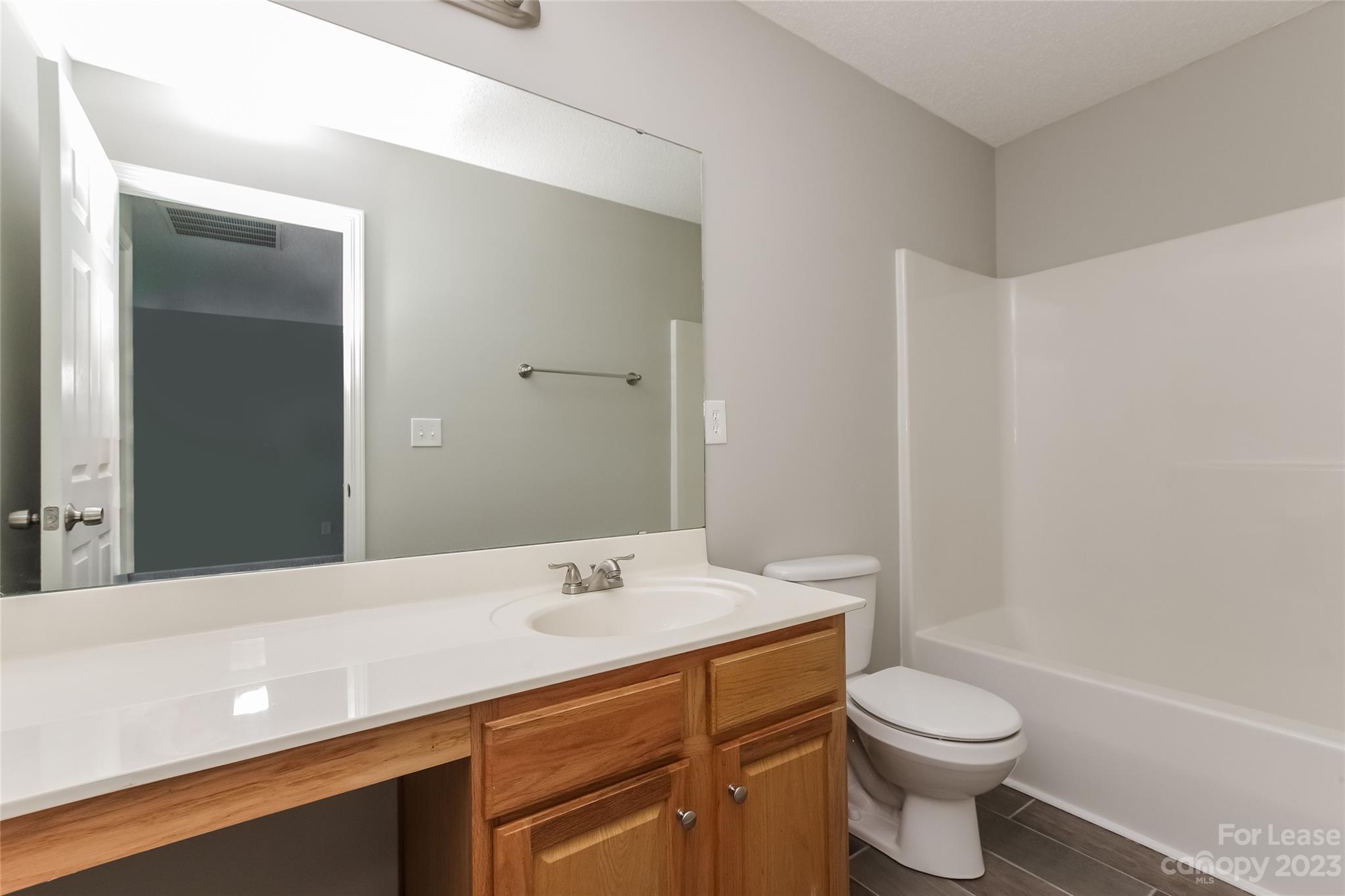 Catawba River Plantation - Residential Lease