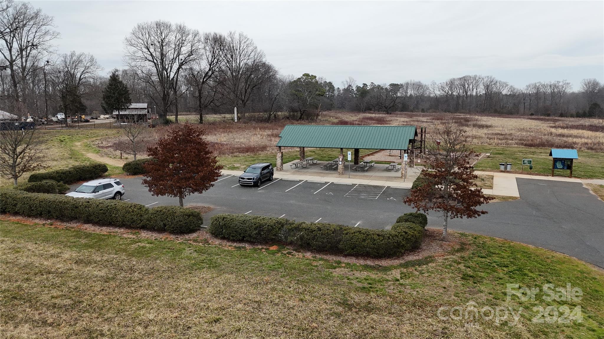 Hucks Landing - Residential