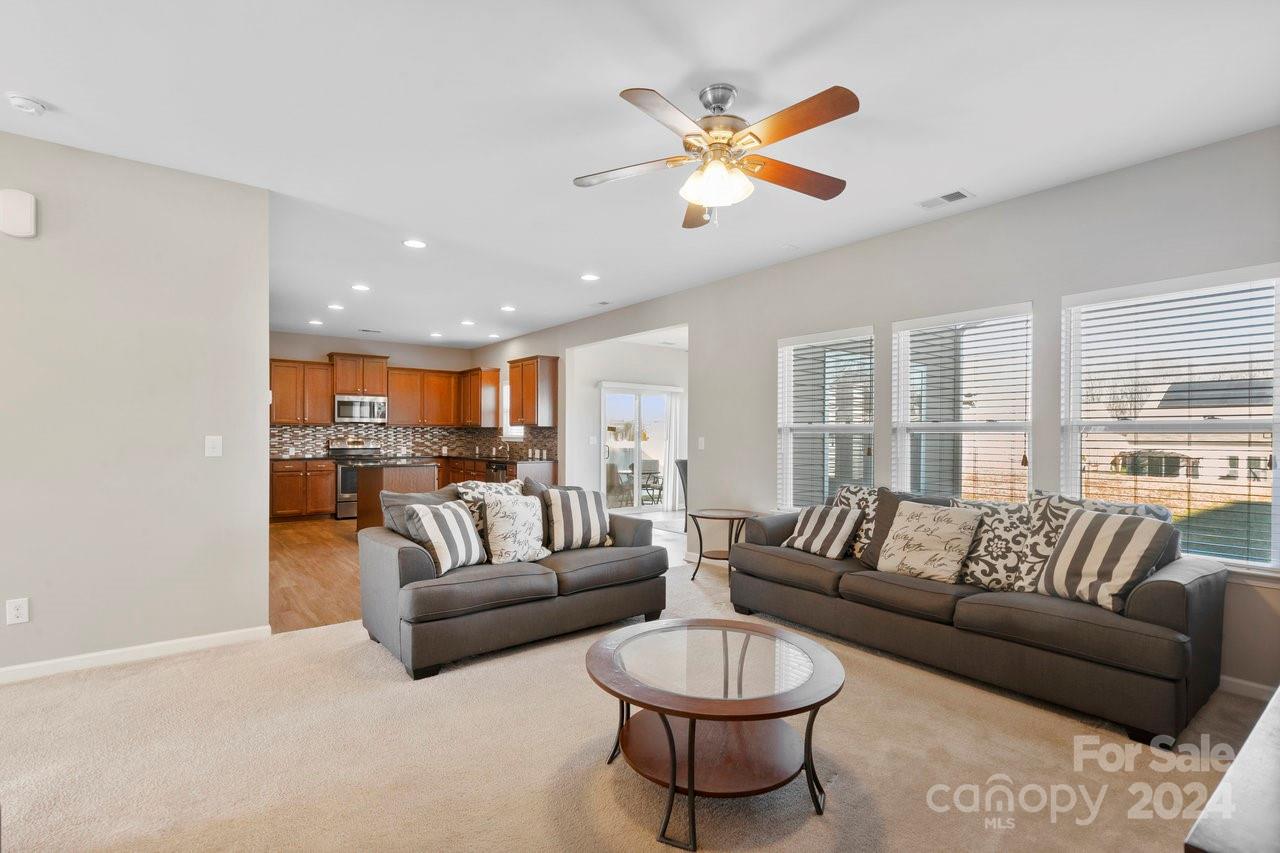 Hucks Landing - Residential