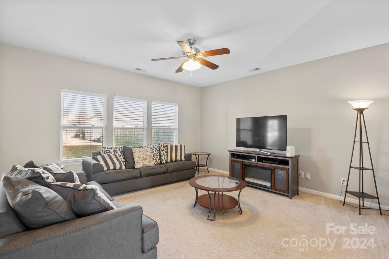 Hucks Landing - Residential