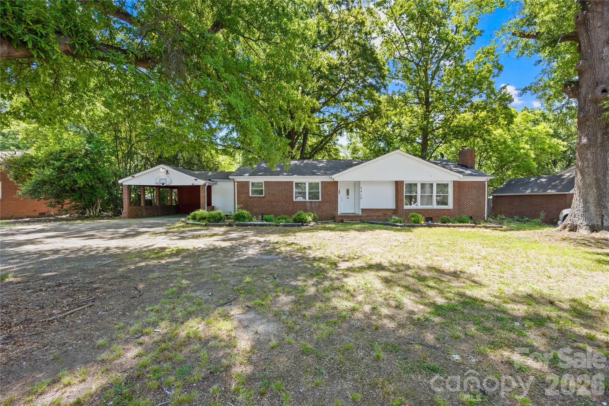 4418 N Sharon Amity Road